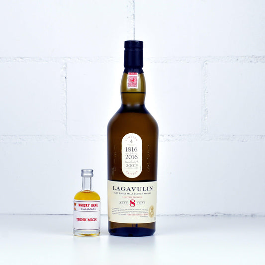 Lagavulin 8 Years Old - Whisky Grail