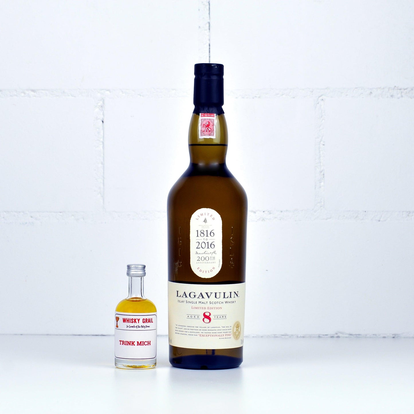 Lagavulin 8 Years Old - Whisky Grail